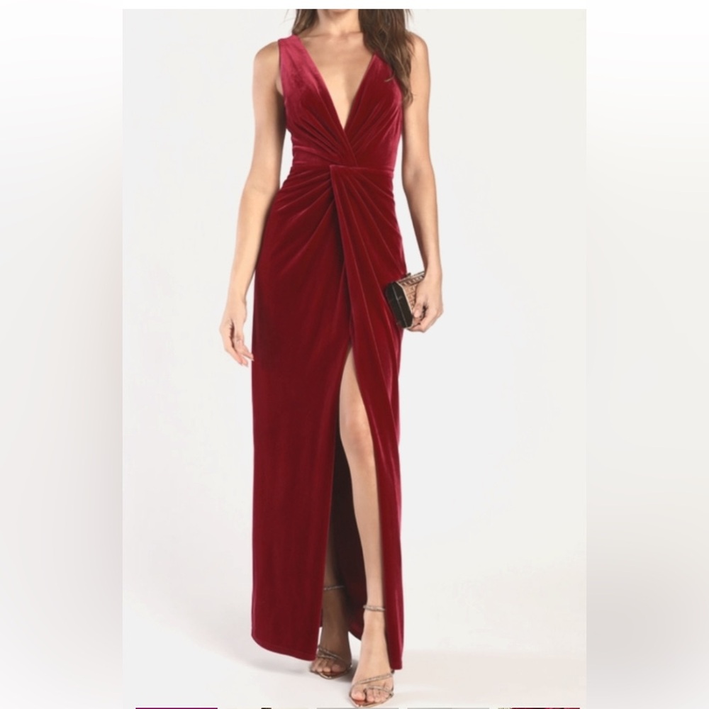Lulus Burgundy Velvet Formal Gown Twist Front High Slit Evening Dress Size 4
